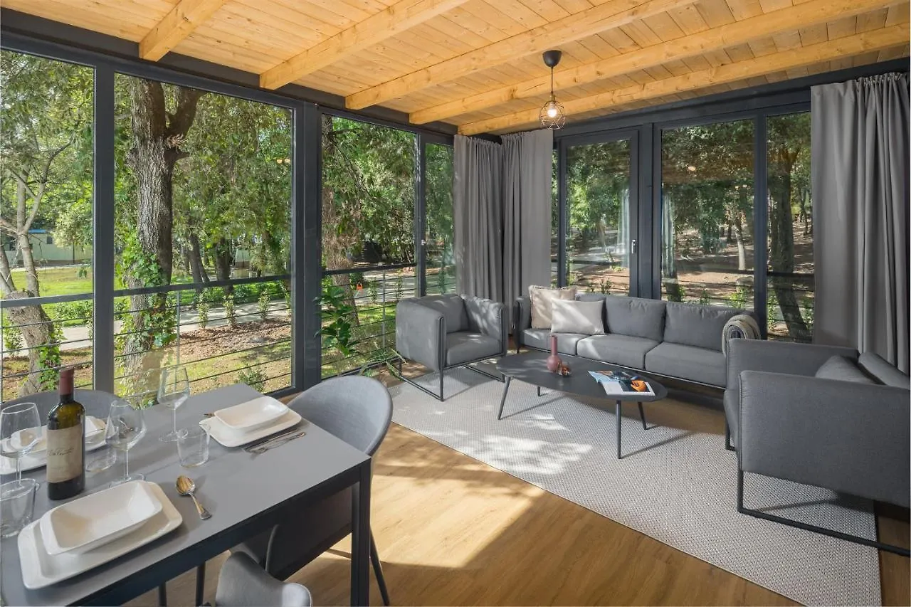 Camping Homes Mon Perin Bale
