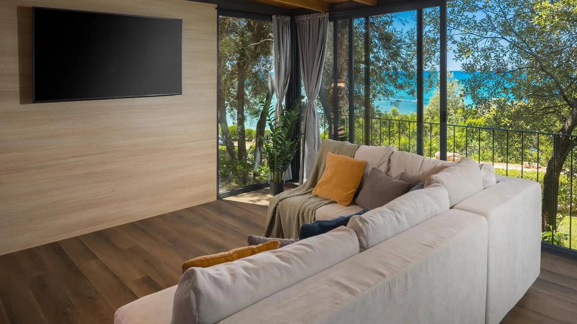 Camping Homes Mon Perin Bale