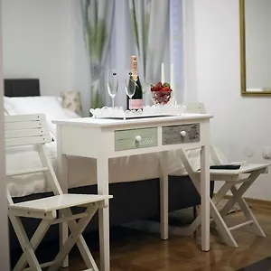 ag-apartments.hotelinzadar.com/