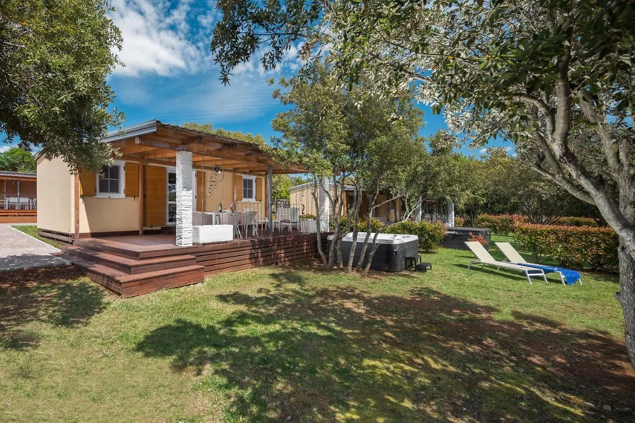 Camping Homes Mon Perin Bale Croatia